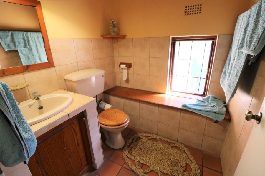 7 Bedroom Property for Sale in Nahoon Beach Eastern Cape